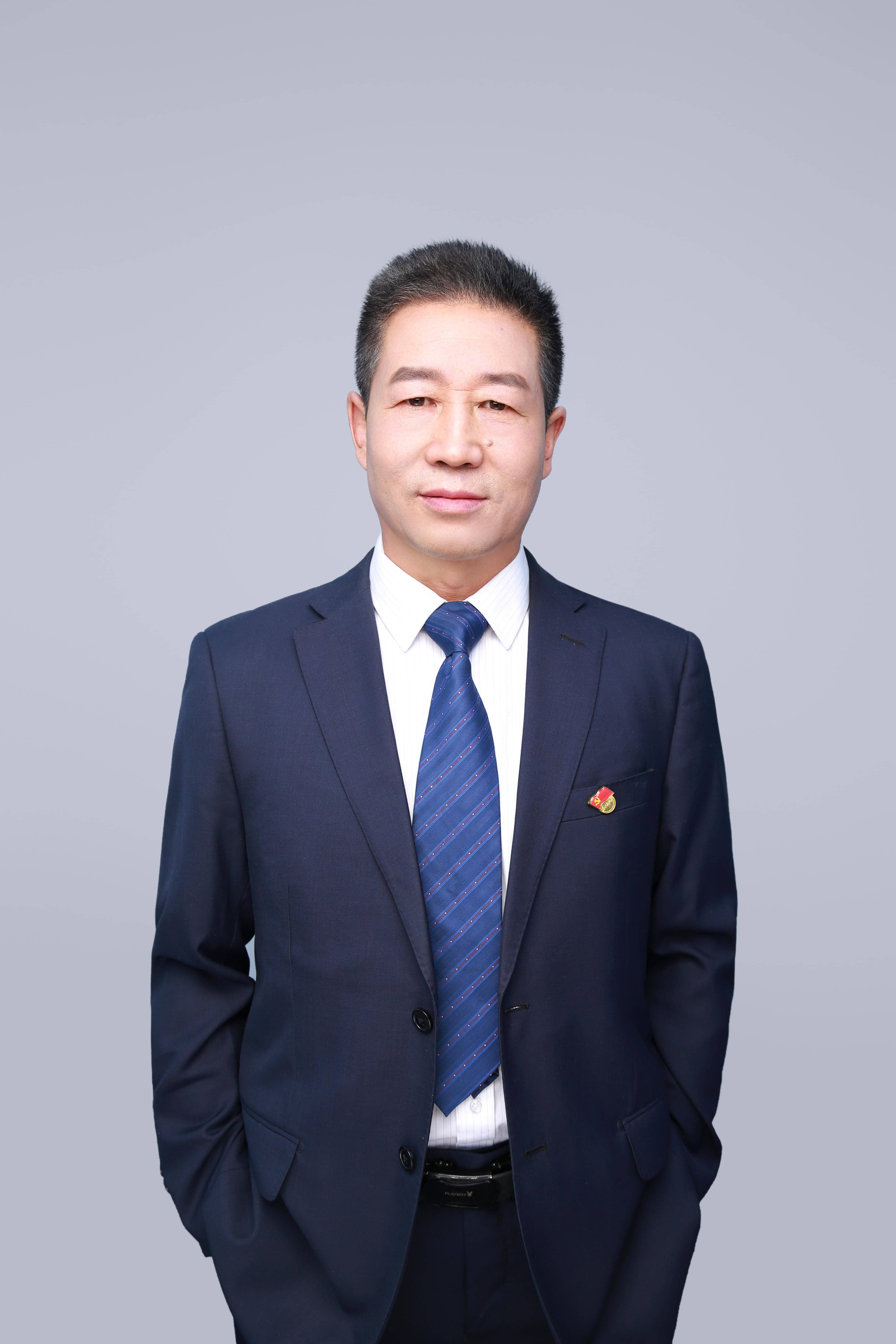 常立昕